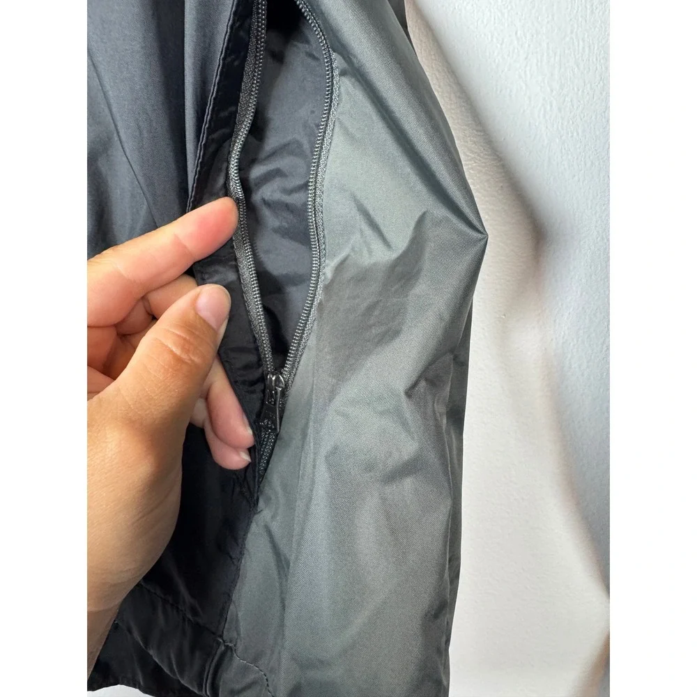 Gorpcore Columbia Mens Small Windbreaker Jacket Black Grey Hooded Full Zip‎